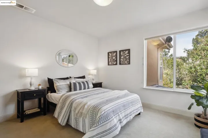 6174 Contra Costa Rd, Oakland, California 94618