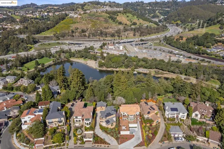 6174 Contra Costa Rd, Oakland, California 94618