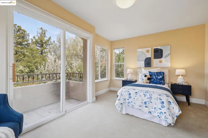 6174 Contra Costa Rd, Oakland, California 94618