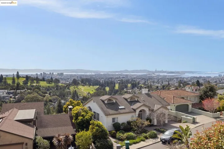 6174 Contra Costa Rd, Oakland, California 94618
