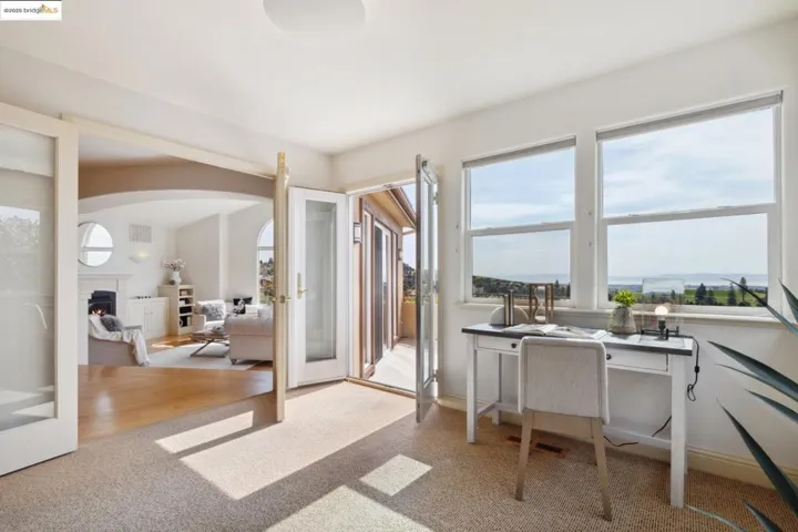 6174 Contra Costa Rd, Oakland, California 94618