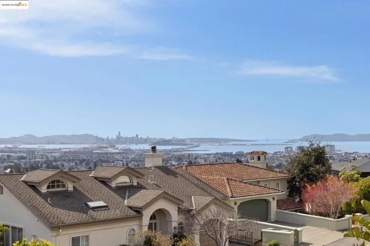 6174 Contra Costa Rd, Oakland, California 94618