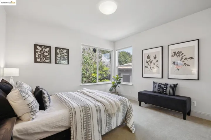 6174 Contra Costa Rd, Oakland, California 94618