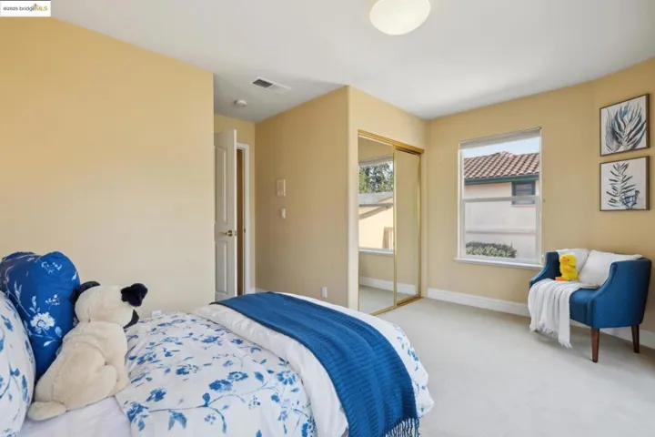 6174 Contra Costa Rd, Oakland, California 94618