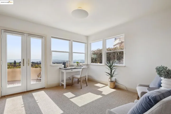 6174 Contra Costa Rd, Oakland, California 94618