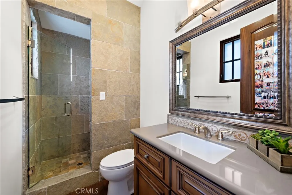7 Broken Arrow, Ladera Ranch, California 92694 home-pic-35
