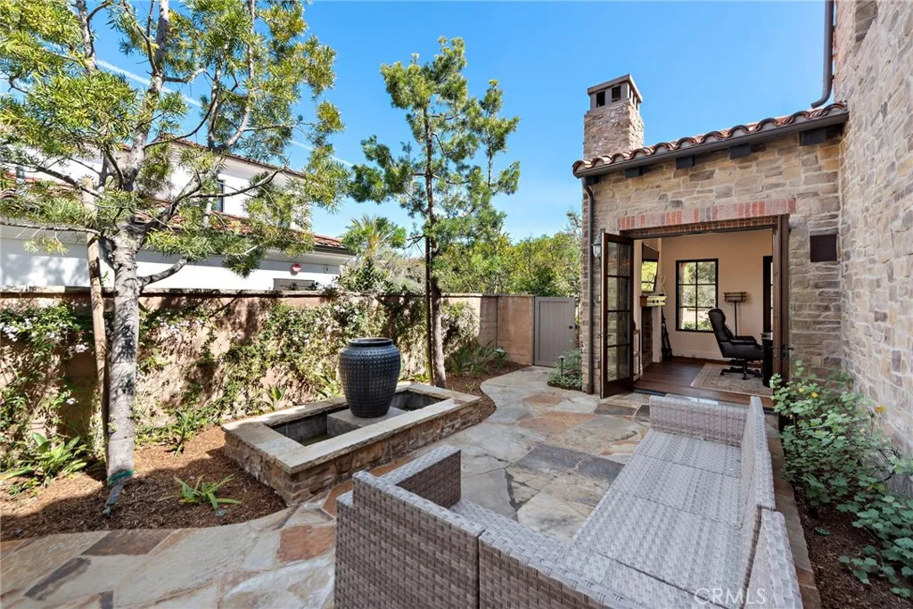 7 Broken Arrow, Ladera Ranch, California 92694 home-pic-47