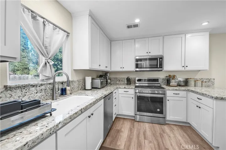 730 Driftwood Lane, Fallbrook, California 92028