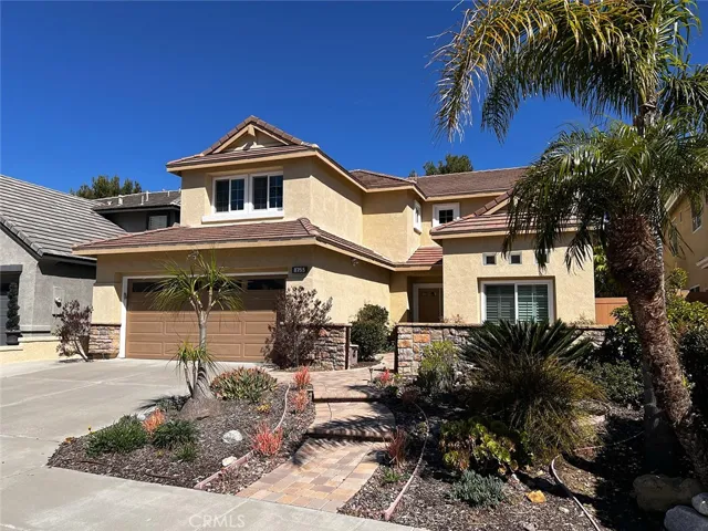 8755 E Cloudview Way, Anaheim Hills, California 92808
