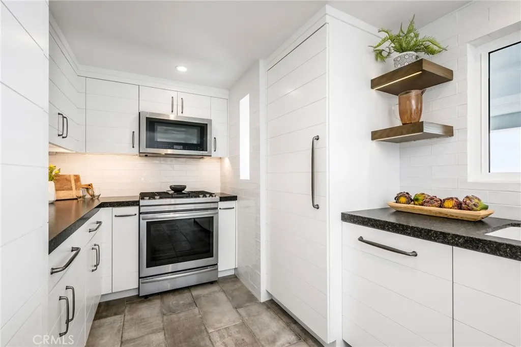 426 Monarch Bay Drive, Dana Point, California 92629 home-pic-29