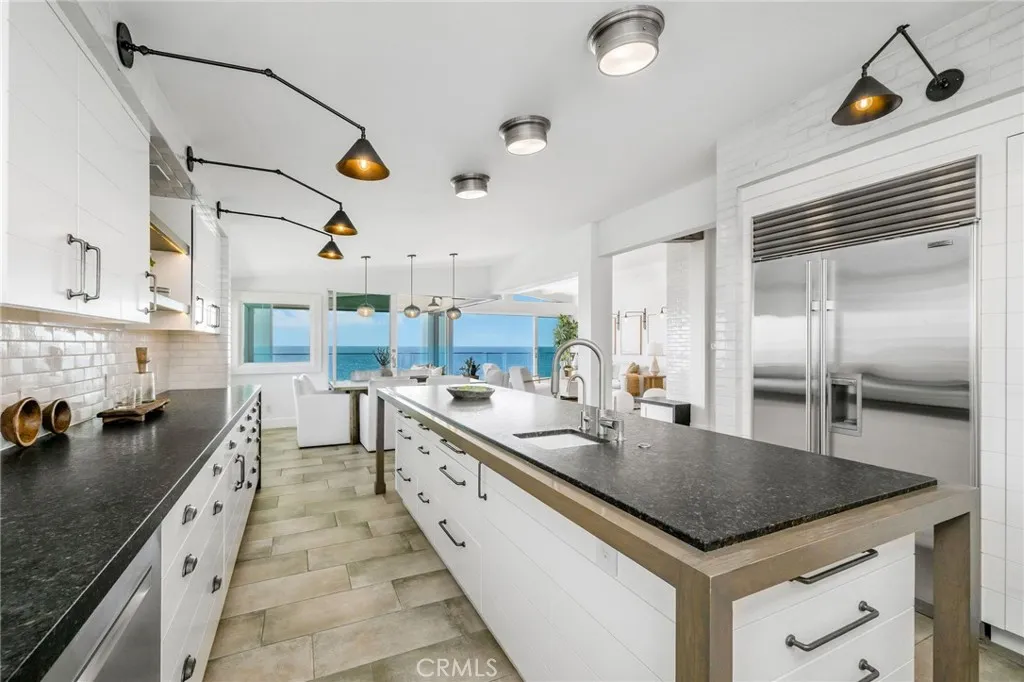 426 Monarch Bay Drive, Dana Point, California 92629 home-pic-13