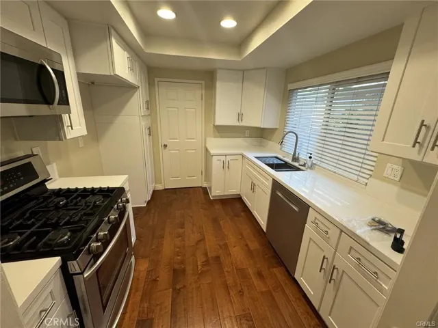 927 Plaza Escondido, Fullerton, California 92833