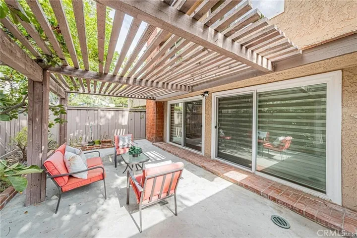 927 Plaza Escondido, Fullerton, California 92833