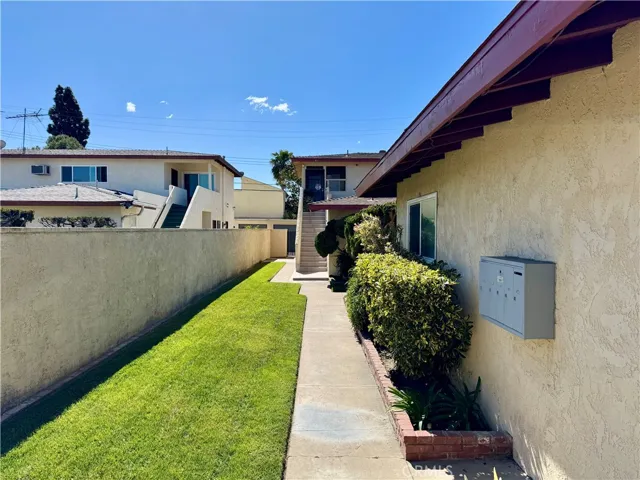 3212 W Cabot Drive, Anaheim, California 92804