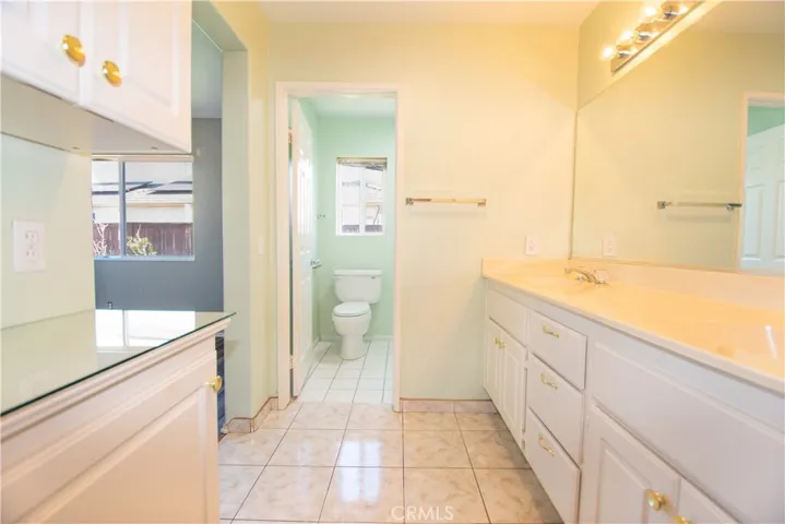 4800 Bloomwood Court, Hemet, California 92545