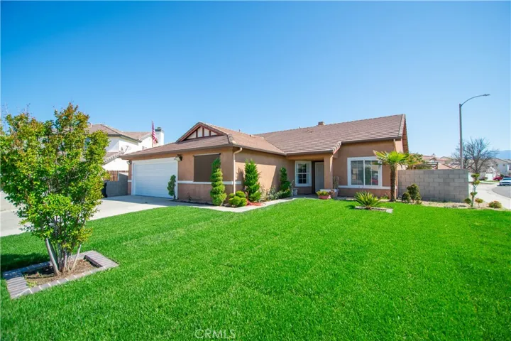 4800 Bloomwood Court, Hemet, California 92545