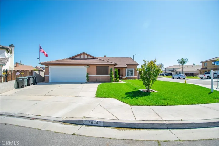 4800 Bloomwood Court, Hemet, California 92545