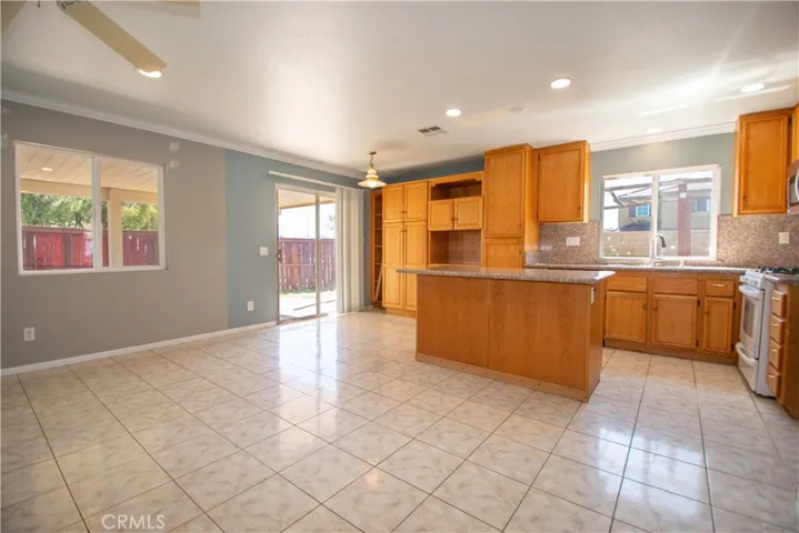 4800 Bloomwood Court, Hemet, California 92545