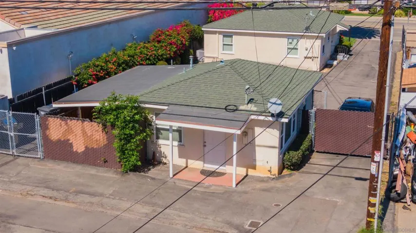919 E Grand Avenue, Escondido, California 92025