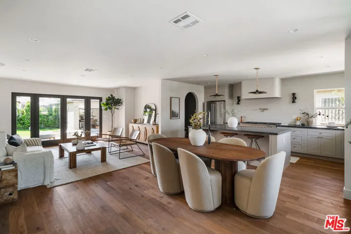 5746 Fallsgrove Street, Los Angeles, California 90016