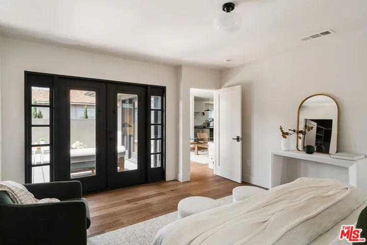 5746 Fallsgrove Street, Los Angeles, California 90016