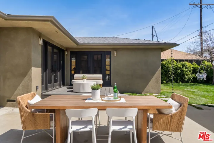5746 Fallsgrove Street, Los Angeles, California 90016