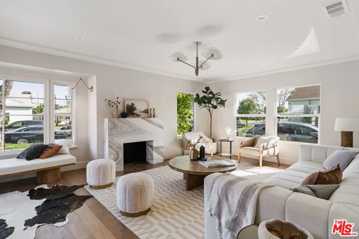 5746 Fallsgrove Street, Los Angeles, California 90016
