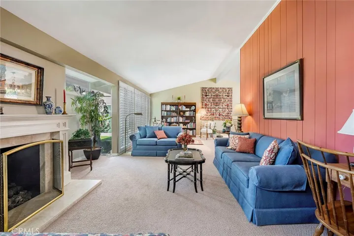 11402 Donovan Road, Los Alamitos, California 90720