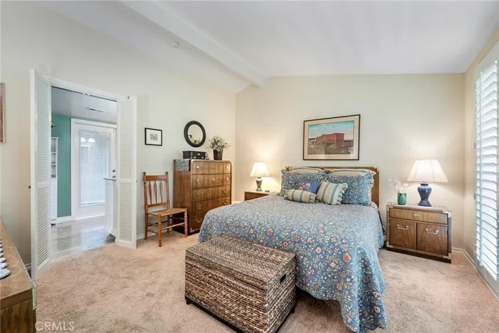 11402 Donovan Road, Los Alamitos, California 90720