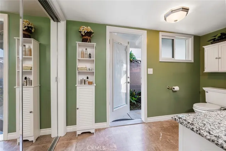 11402 Donovan Road, Los Alamitos, California 90720