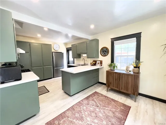 216 Termino Avenue, Long Beach, California 90803