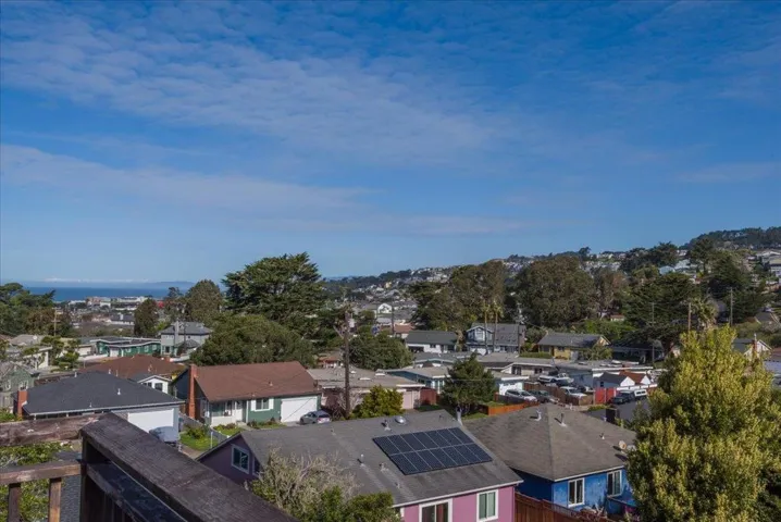 815 Edgemar Avenue, Pacifica, California 94044