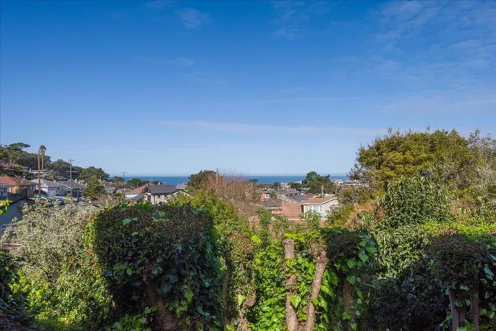 815 Edgemar Avenue, Pacifica, California 94044