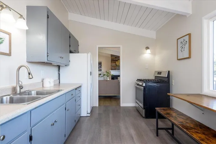 815 Edgemar Avenue, Pacifica, California 94044