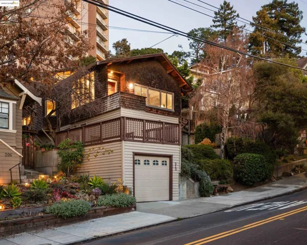 212 Monte Vista Ave, Oakland, California 94611