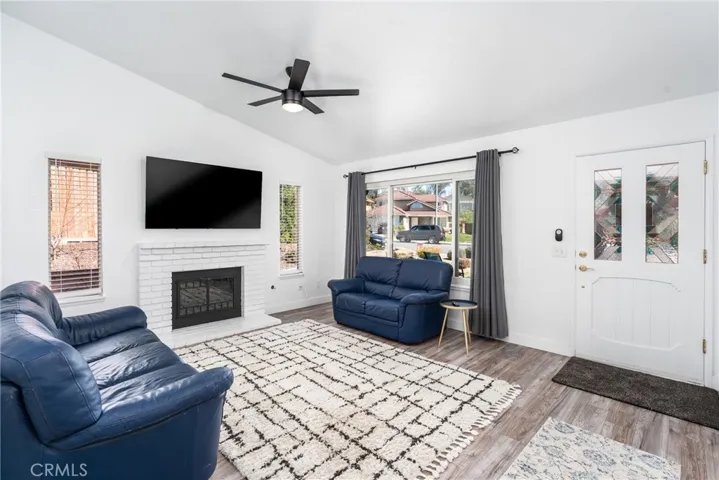 39543 Seven Oaks Drive, Murrieta, California 92562