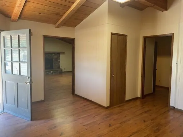 Walter office18