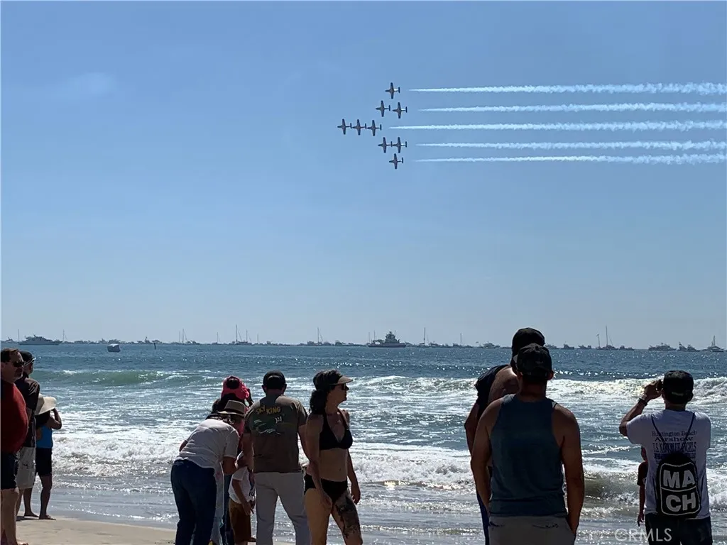 8441 Norfolk Drive, Huntington Beach, California 92646 home-pic-37