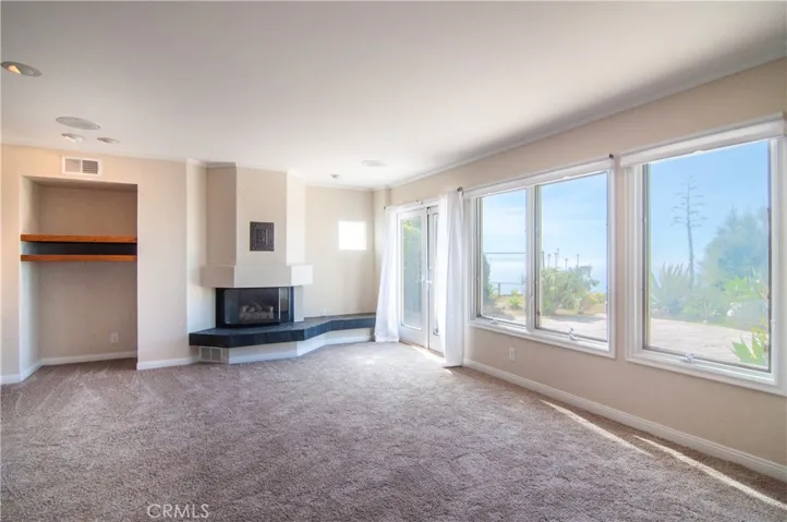 Family Room with Fireplace