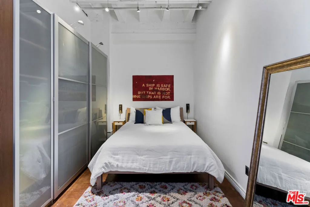 312 W 5th Street 719, Los Angeles, California 90013 home-pic-6