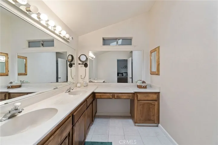 4315 W Michigan Avenue, Fresno, California 93722