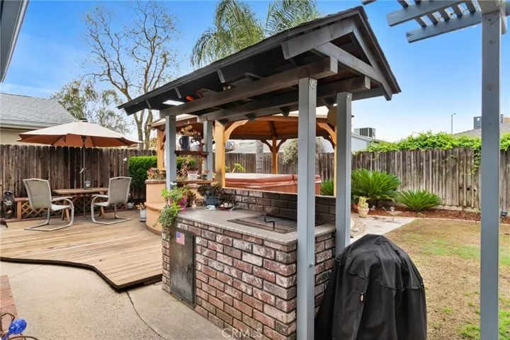 4315 W Michigan Avenue, Fresno, California 93722