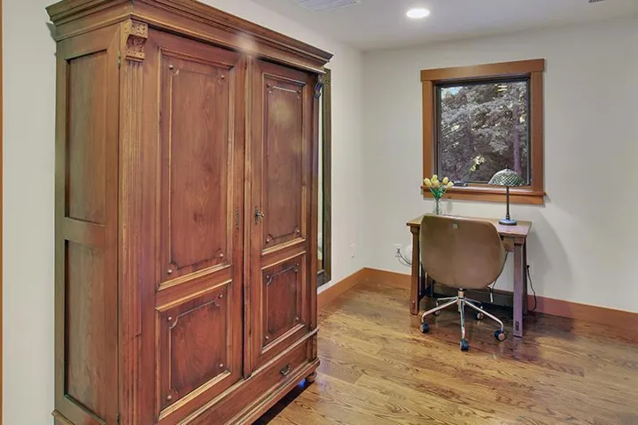 277 Grandview Drive, Woodside, California 94062