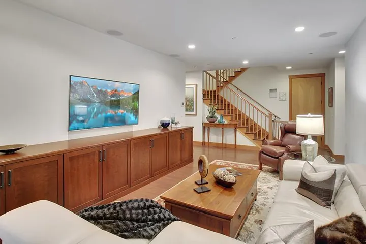 277 Grandview Drive, Woodside, California 94062