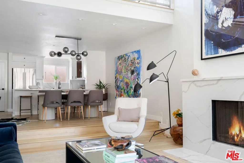 2108 Neilson Way, Santa Monica, California 90405 home-pic-3