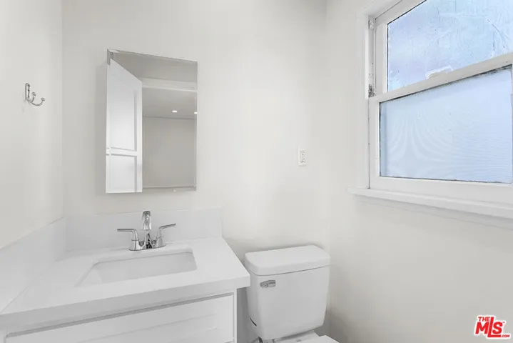 345 N Sycamore Avenue 349, Los Angeles, California 90036