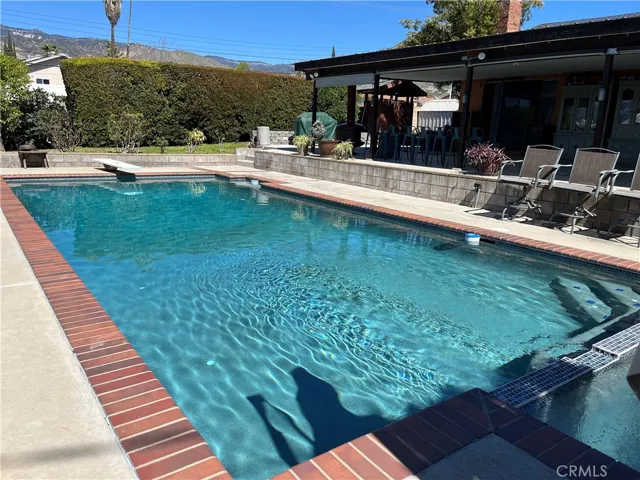 6060 Mirada Court, Highland, California 92346