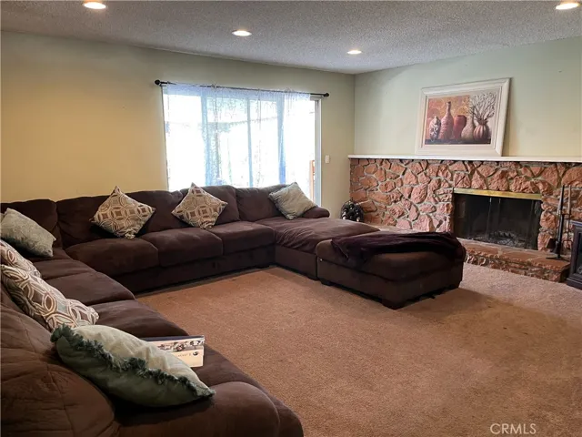 6060 Mirada Court, Highland, California 92346