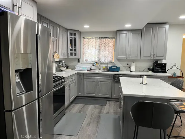 6060 Mirada Court, Highland, California 92346