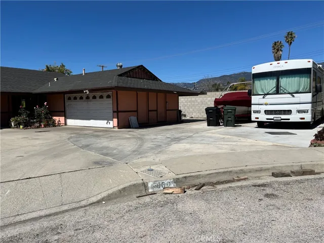 6060 Mirada Court, Highland, California 92346